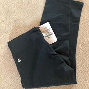 Fabletics salar capris
